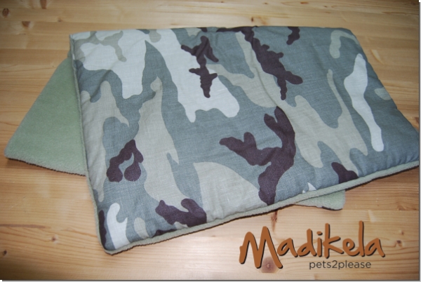 Kuscheldecke Design Camouflage I / khaki hell 50 x 70 cm